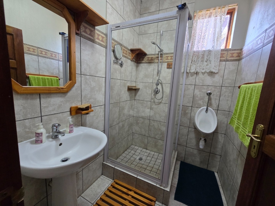 8 Bedroom Property for Sale in Grimbeeck Park North West